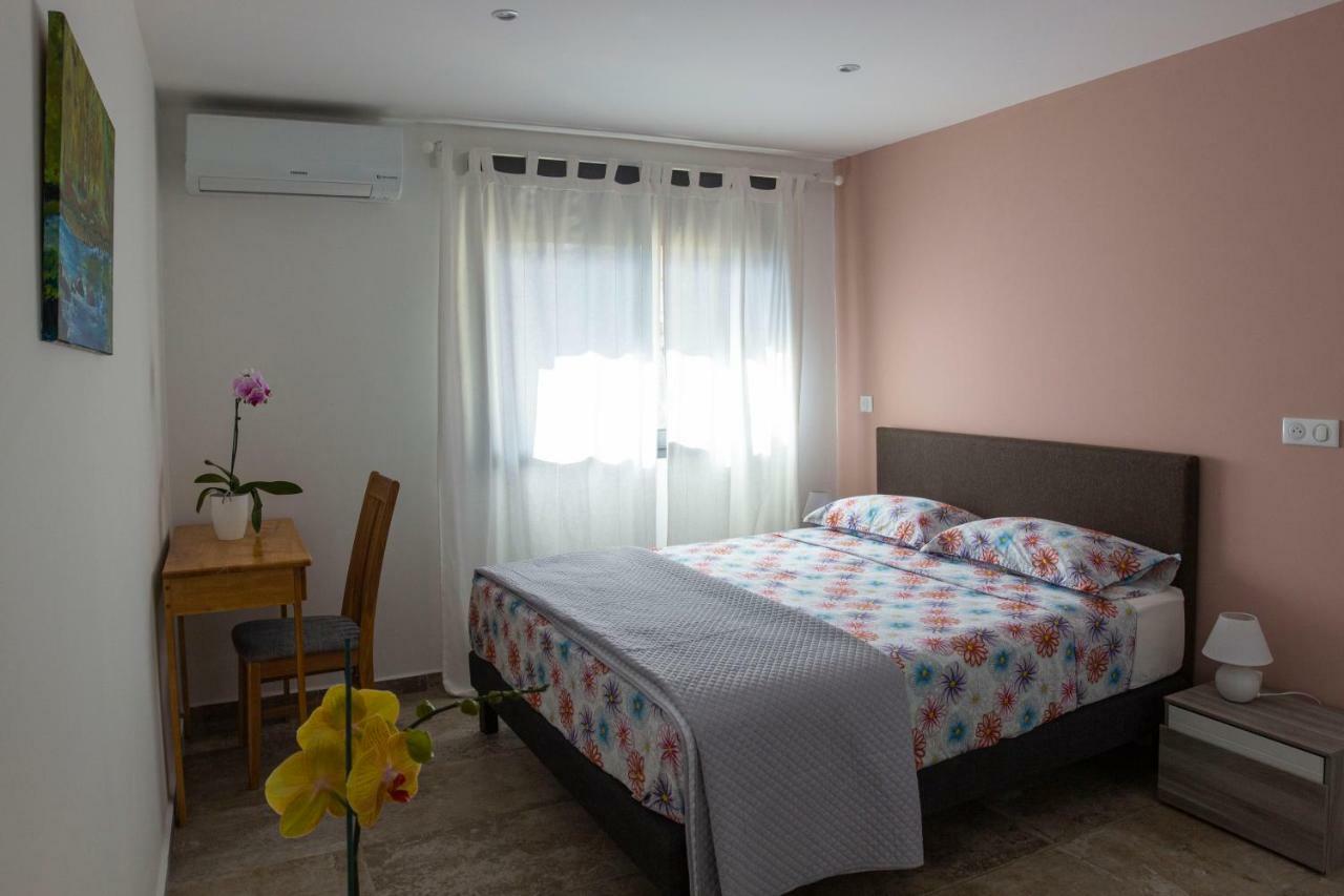 T3 - 100M2 - Residence Georgette Terre Sainte Exterior foto